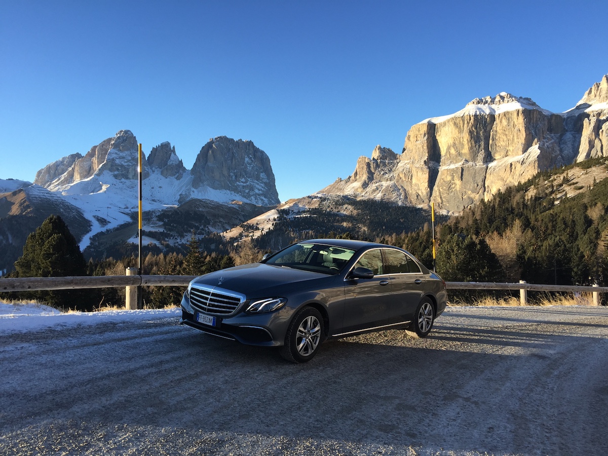 Foto Mercedes-Benz Classe E di Desilvestro Taxi e Viaggi in Val di Fassa