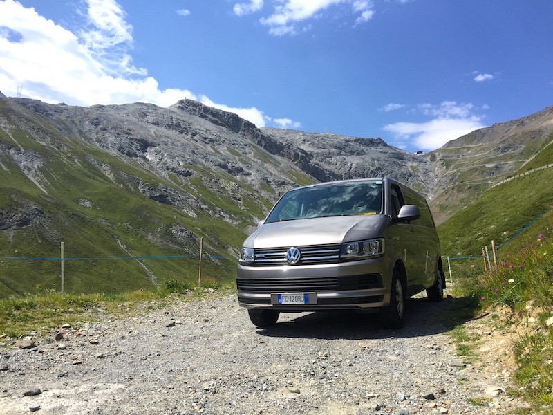 Foto Volkswagen Caravelle di Desilvestro Taxi e Viaggi in Val di Fassa